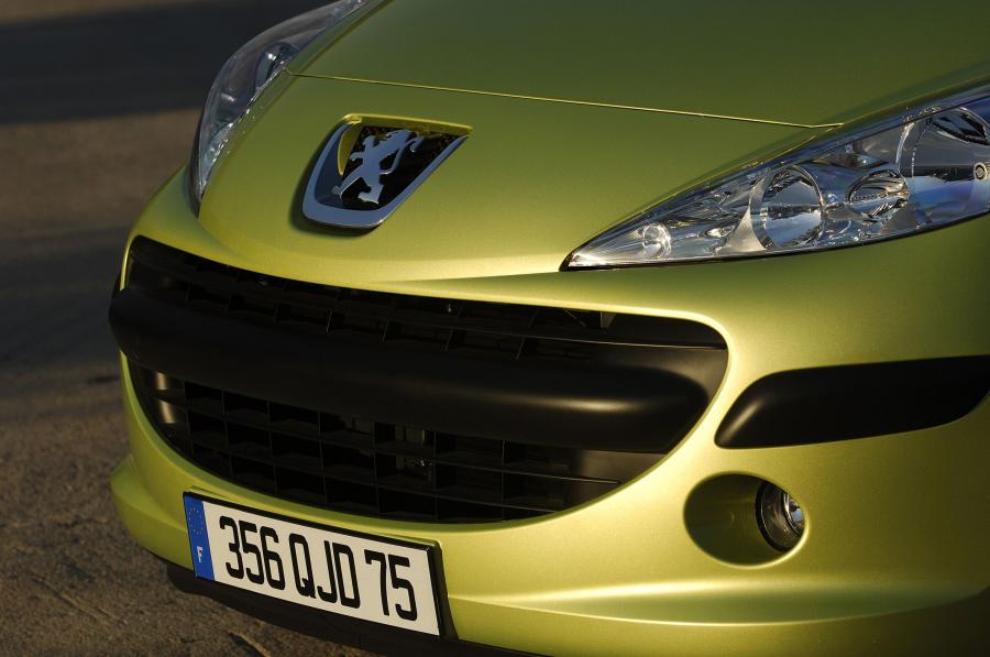  Peugeot 207 2006 года  (фото 107 из 180)